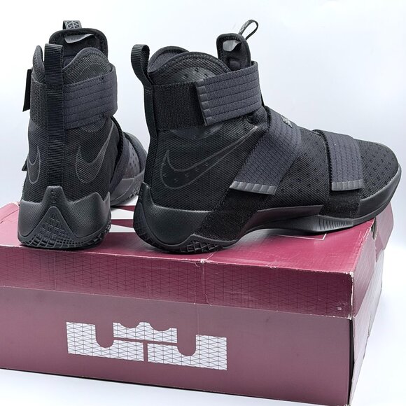 Nike LeBron Soldier 10 'Black Space' - Picture 1 of 13